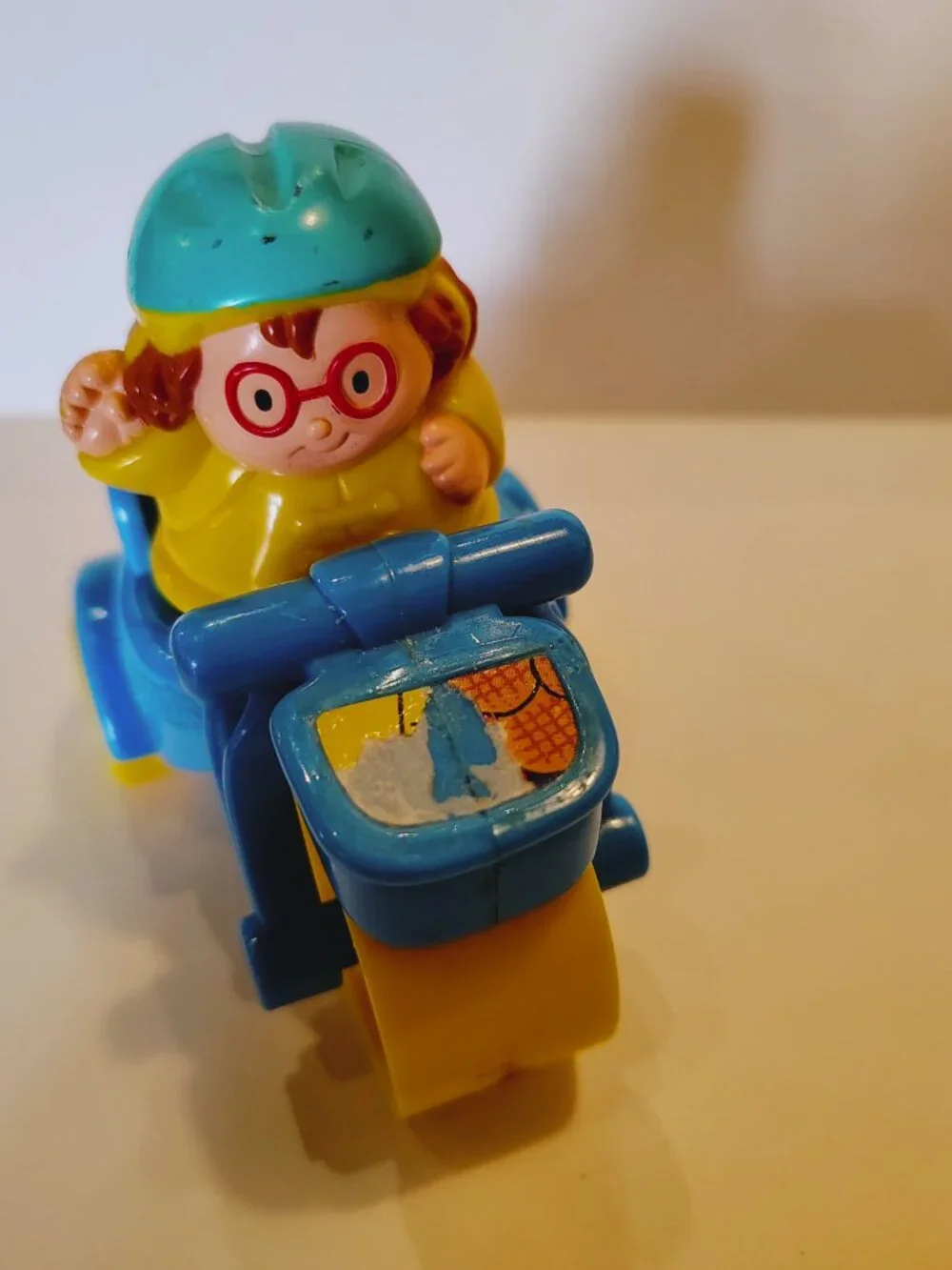 Fisher Price Little People Wheelies Maggie On Trike Eddie Camo Jeep Lot Of 2